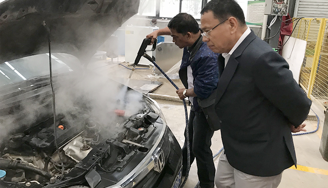 環(huán)保節(jié)水的蒸汽洗車(chē)