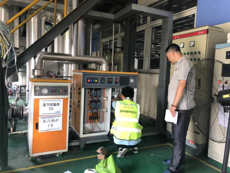 電子廠靜電危害巨大，使用空間加濕蒸汽發(fā)生器防止靜電
